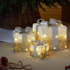 Buy ⭐ Three Kings Set Of 3 Pre Lit Gold Sparkly 🎄 Christmas Parcels ✔️