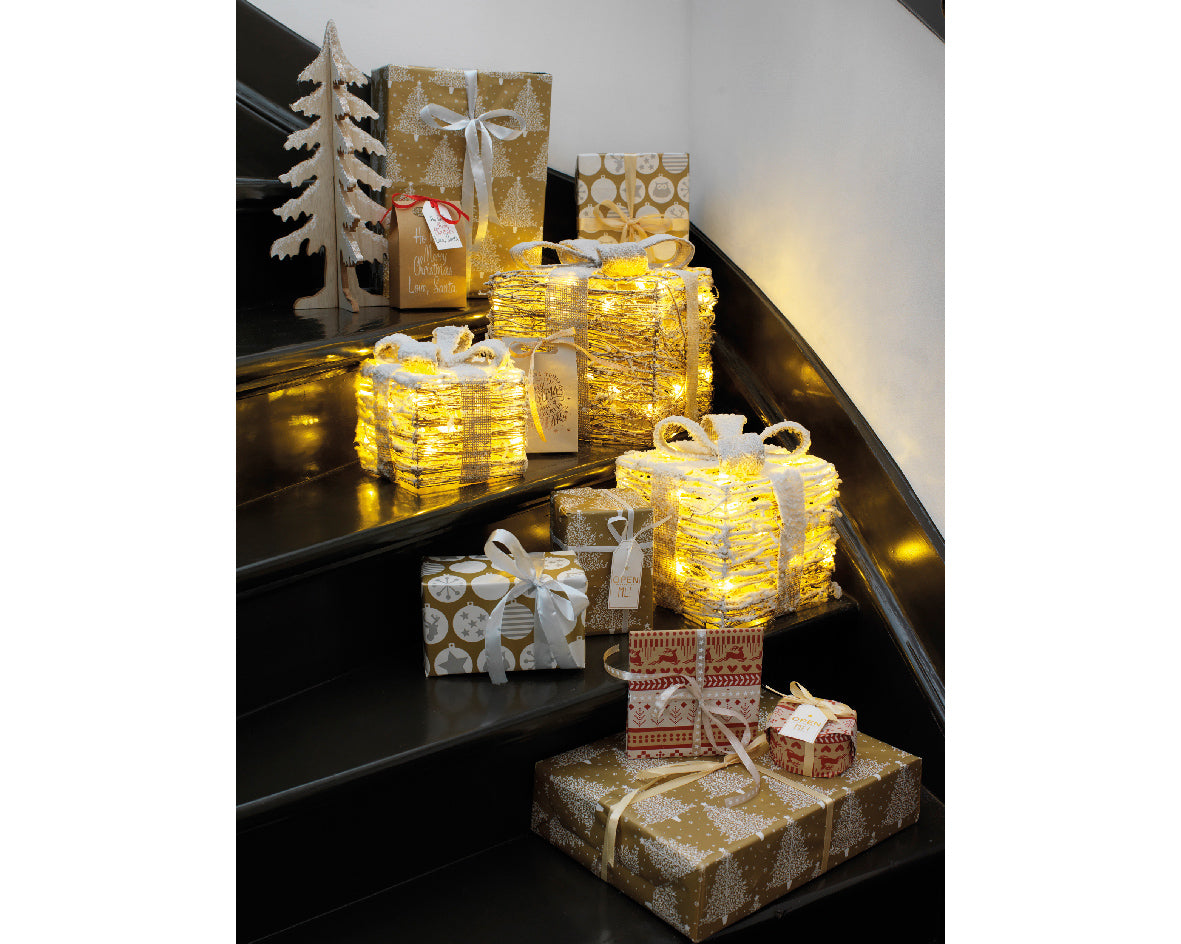 Rattan Lit Presents with Snow Effect Buy ❤️ Kaemingk Rattan Lit Presents With Snow Effect ???? -UK Christmas World shop 481196s
